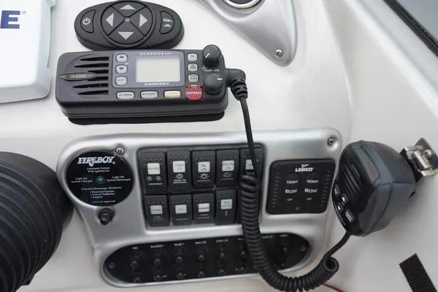 Slide: The Image of Crownline Boats 250cr 2008 - 31