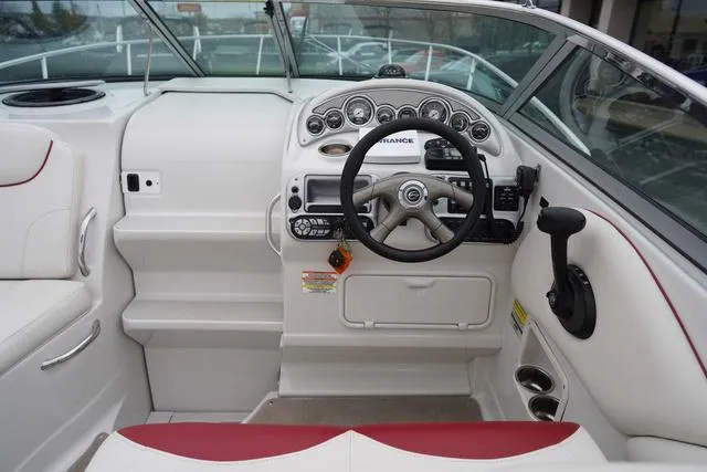 Slide: The Image of Crownline Boats 250cr 2008 - 34