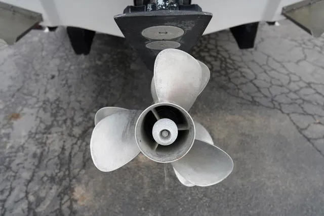 Slide: The Image of Crownline Boats 250cr 2008 - 9