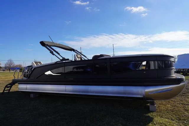 Slide: The Image of Barletta Lusso L25M 2024 - 21