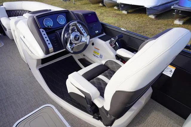 Slide: The Image of Barletta Lusso L25M 2024 - 25