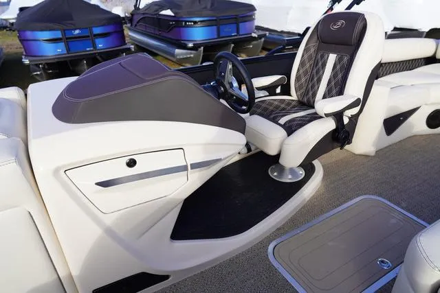 Slide: The Image of Barletta Lusso L25M 2024 - 40