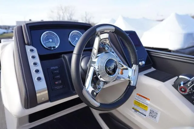 Slide: The Image of Barletta Lusso L25M 2024 - 44