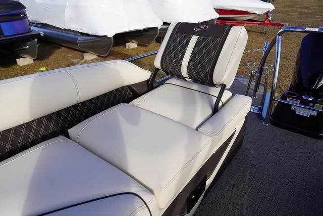 Slide: The Image of Barletta Lusso L25M 2024 - 66