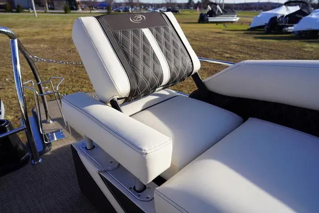 Slide: The Image of Barletta Lusso L25M 2024 - 70