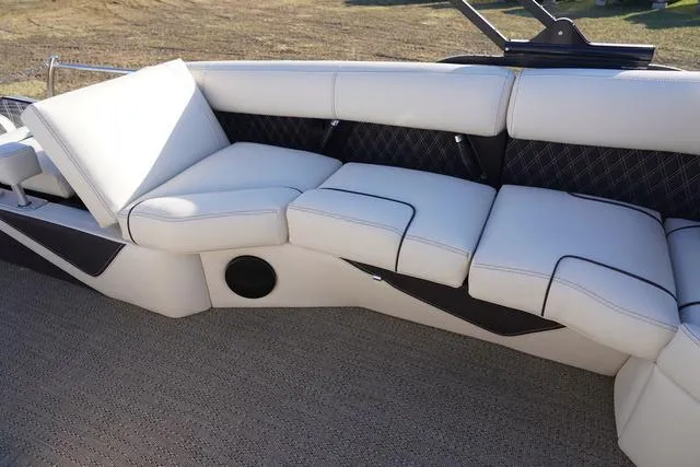 Slide: The Image of Barletta Lusso L25M 2024 - 85