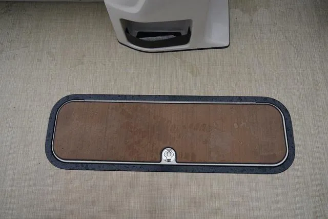 Slide: The Image of Harris Cruiser 230 CWDH 2025 - 20