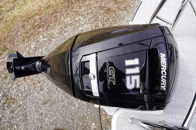 Slide: The Image of Harris Cruiser 210 CW 2025 - 14