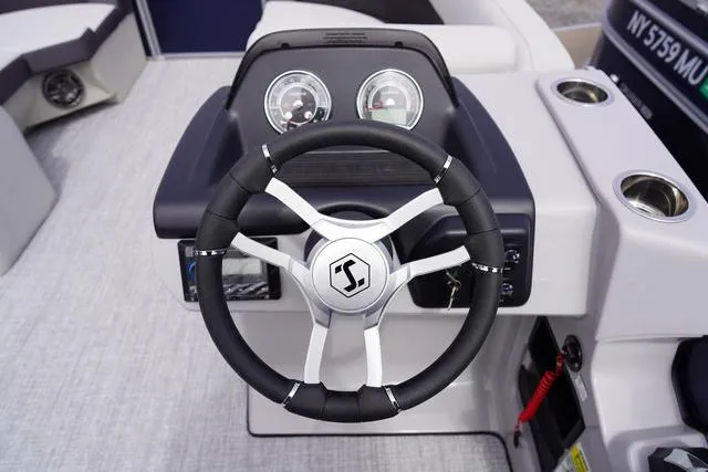 Slide: The Image of Harris Cruiser 210 CW 2025 - 33