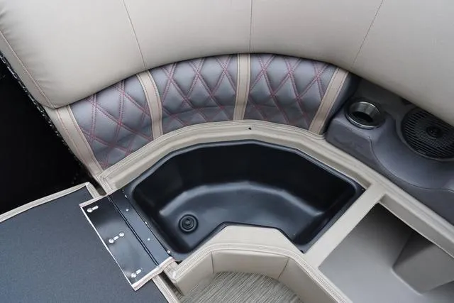 Slide: The Image of Bennington 24 LXSB 2022 - 10