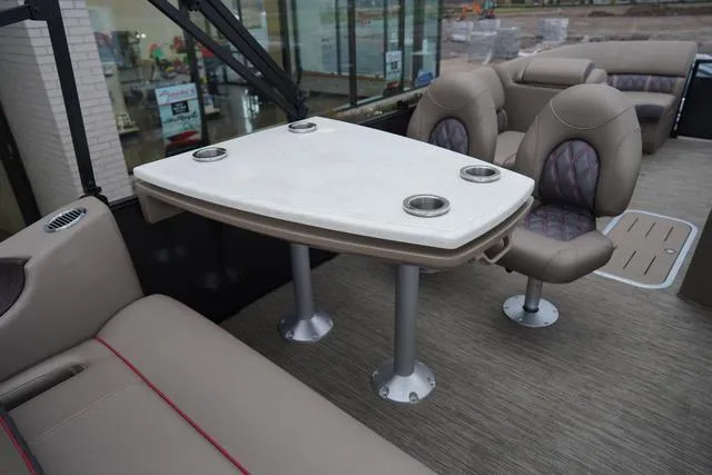 Slide: The Image of Bennington 24 LXSB 2022 - 25