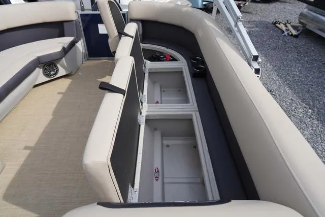 Slide: The Image of Harris Cruiser 250 CW 2024 - 12