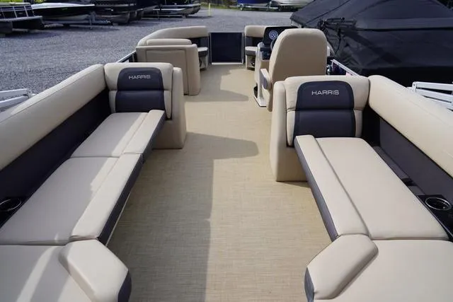 Slide: The Image of Harris Cruiser 250 CW 2024 - 14