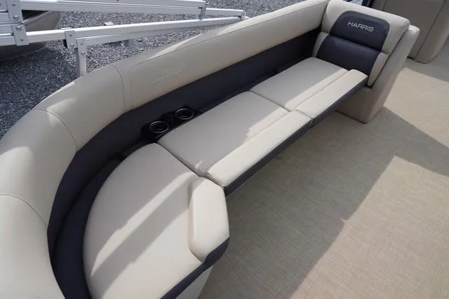 Slide: The Image of Harris Cruiser 250 CW 2024 - 16