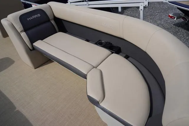 Slide: The Image of Harris Cruiser 250 CW 2024 - 17