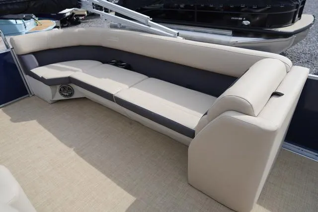 Slide: The Image of Harris Cruiser 250 CW 2024 - 19