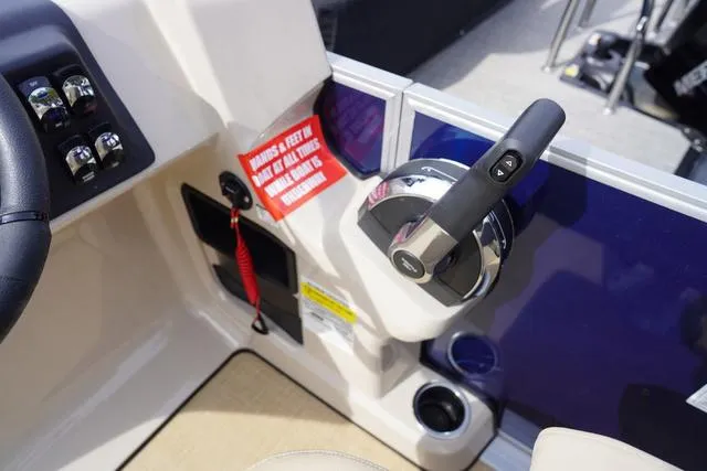 Slide: The Image of Harris Cruiser 250 CW 2024 - 20