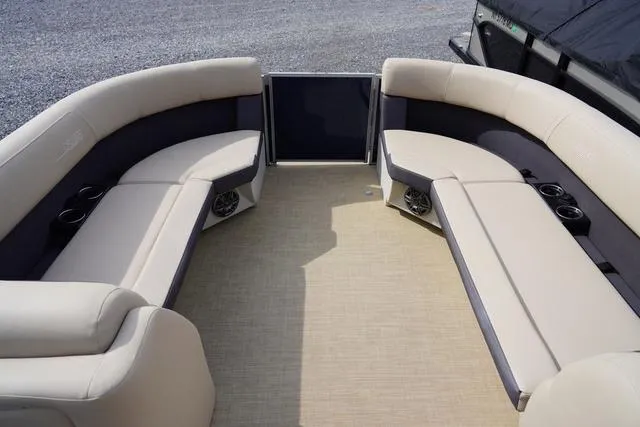 Slide: The Image of Harris Cruiser 250 CW 2024 - 27