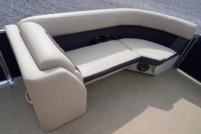 Slide: The Image of Harris Cruiser 250 CW 2024 - 28