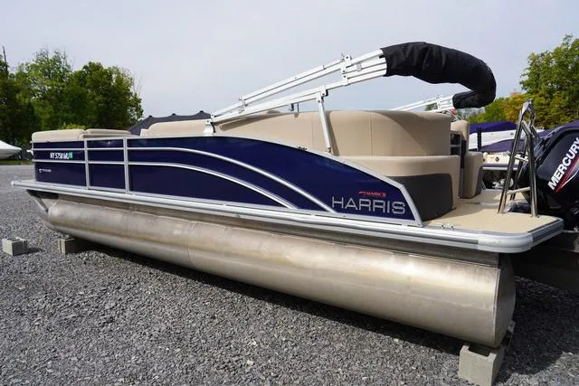 Slide: The Image of Harris Cruiser 250 CW 2024 - 5