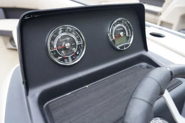 Slide: The Image of Harris Cruiser 250 CW 2024 - 19