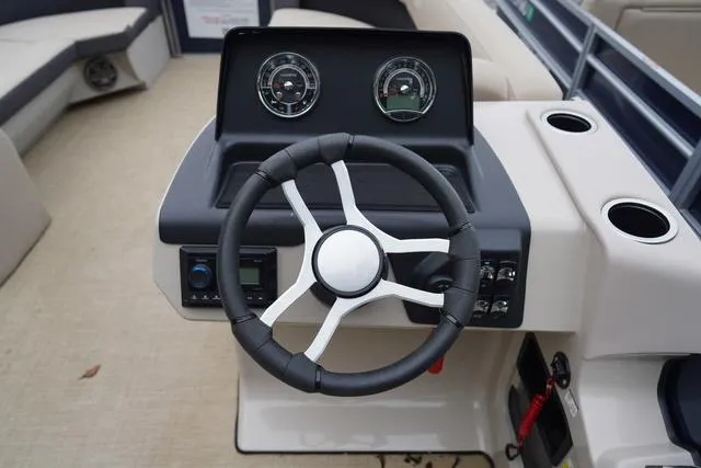 Slide: The Image of Harris Cruiser 250 CW 2024 - 21