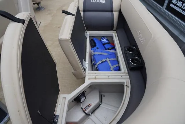 Slide: The Image of Harris Cruiser 230 CW 2024 - 10