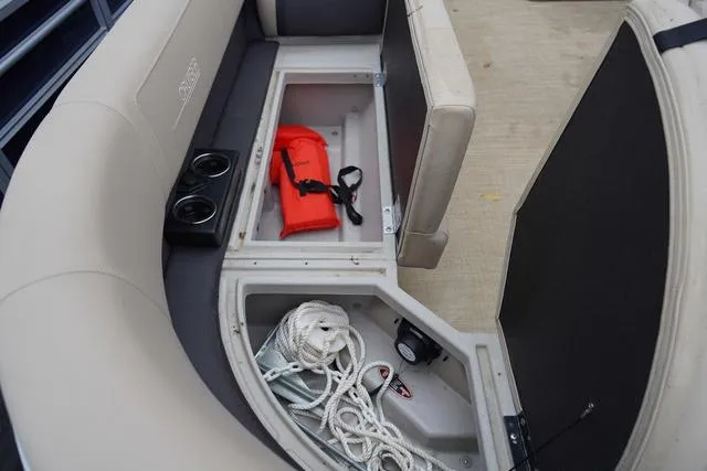 Slide: The Image of Harris Cruiser 230 CW 2024 - 11