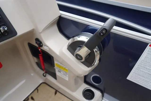 Slide: The Image of Harris Cruiser 230 CW 2024 - 20