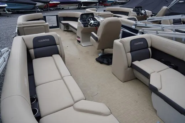 Slide: The Image of Harris Cruiser 230 CW 2024 - 7