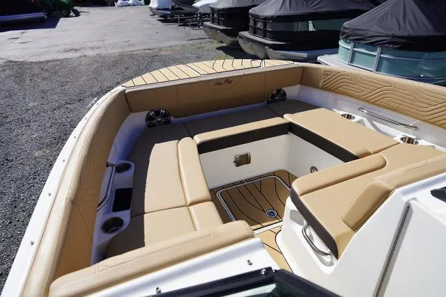 Slide: The Image of Sea Ray SDX 270 Surf 2024 - 26