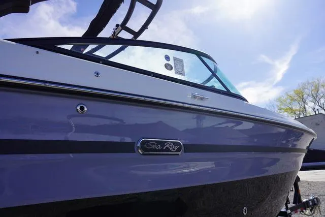 Slide: The Image of Sea Ray SDX 270 Surf 2024 - 5
