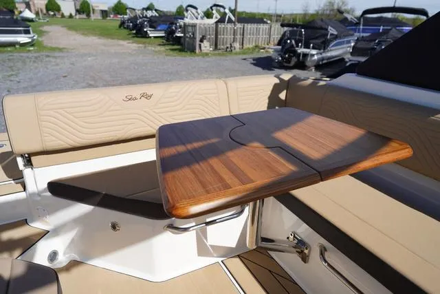 Slide: The Image of Sea Ray SDX 270 Surf 2024 - 59