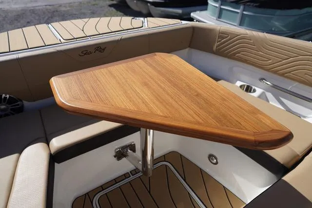 Slide: The Image of Sea Ray SDX 270 Surf 2024 - 63