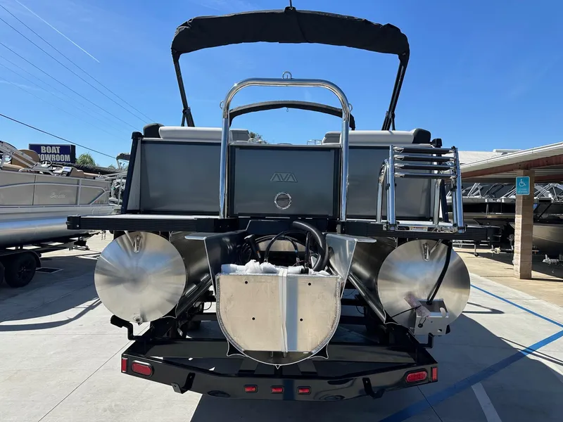 Slide: The Image of Avalon Catalina - 23 FT Quad Lounger w/ 200HP Mercury! 2025 - 5