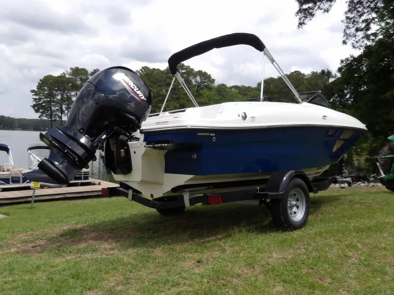 Slide: The Image of Bayliner VR4OB 2024 - 4