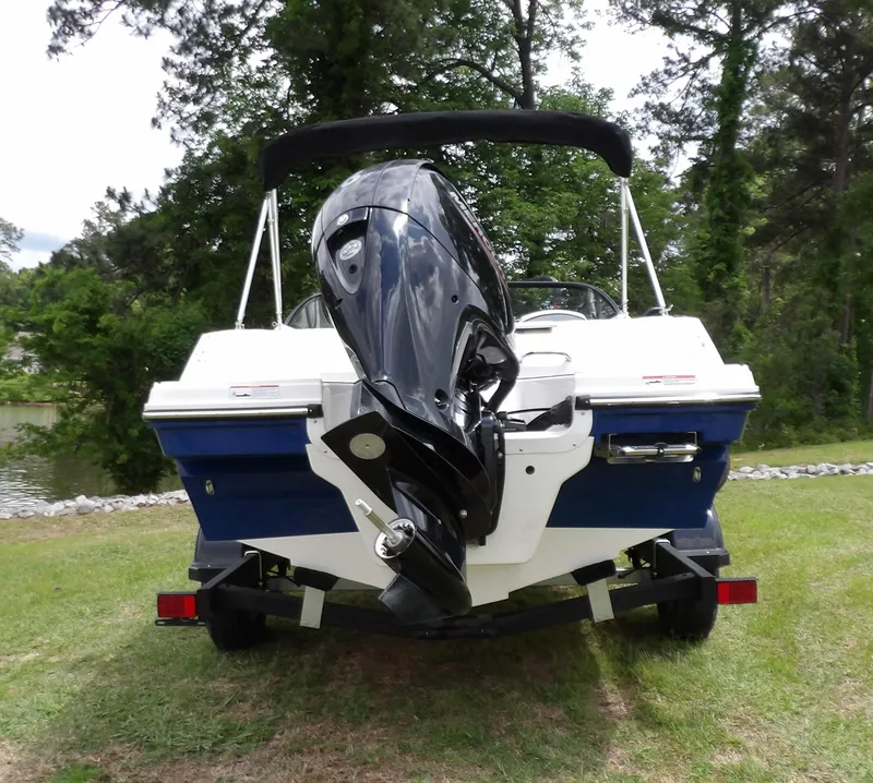 Slide: The Image of Bayliner VR4OB 2024 - 5