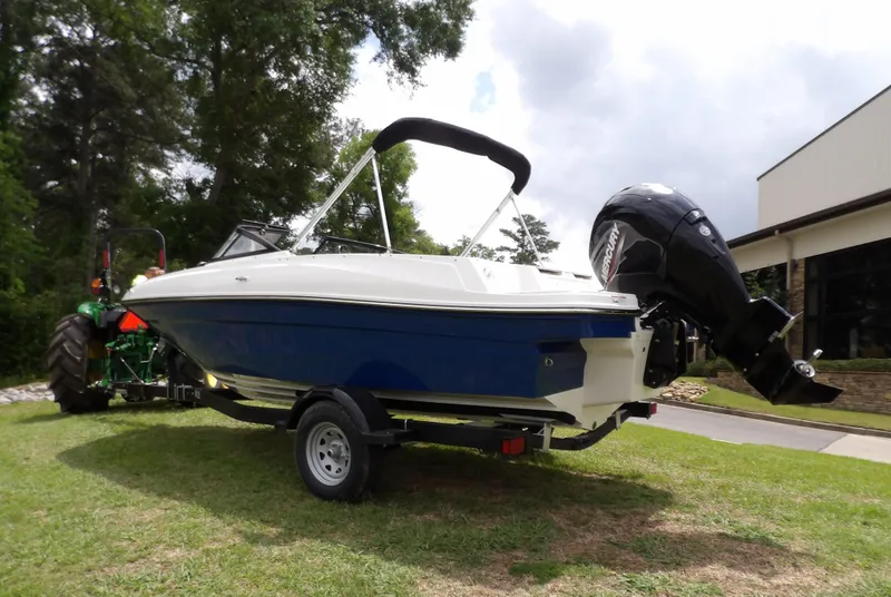 Slide: The Image of Bayliner VR4OB 2024 - 6