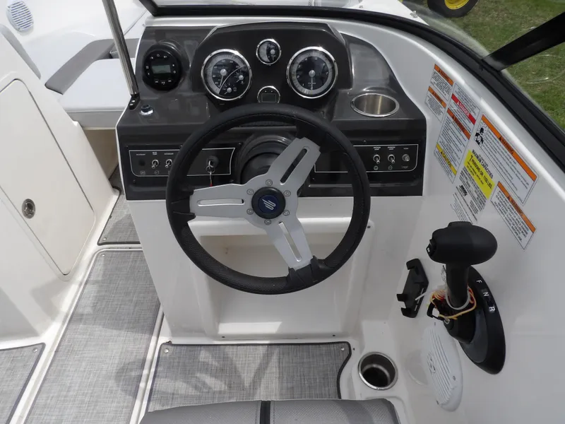 Slide: The Image of Bayliner VR4OB 2024 - 8