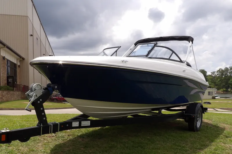 Slide: The Image of Bayliner VR4OB 2024 - 9