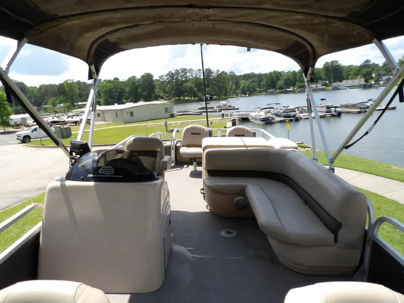 Slide: The Image of Sun Tracker SIG Fishin'Barge 22 2017 - 11