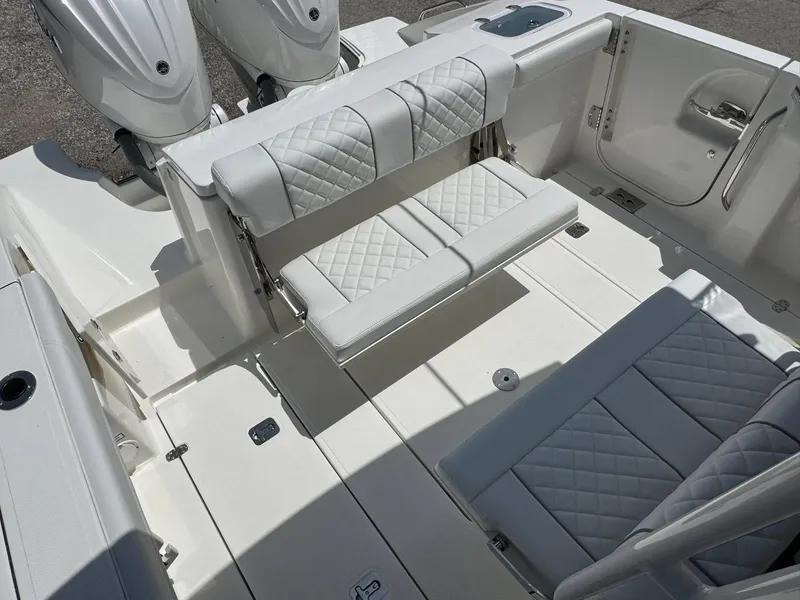 Slide: The Image of Pursuit S 288 Sport 2025 - 23