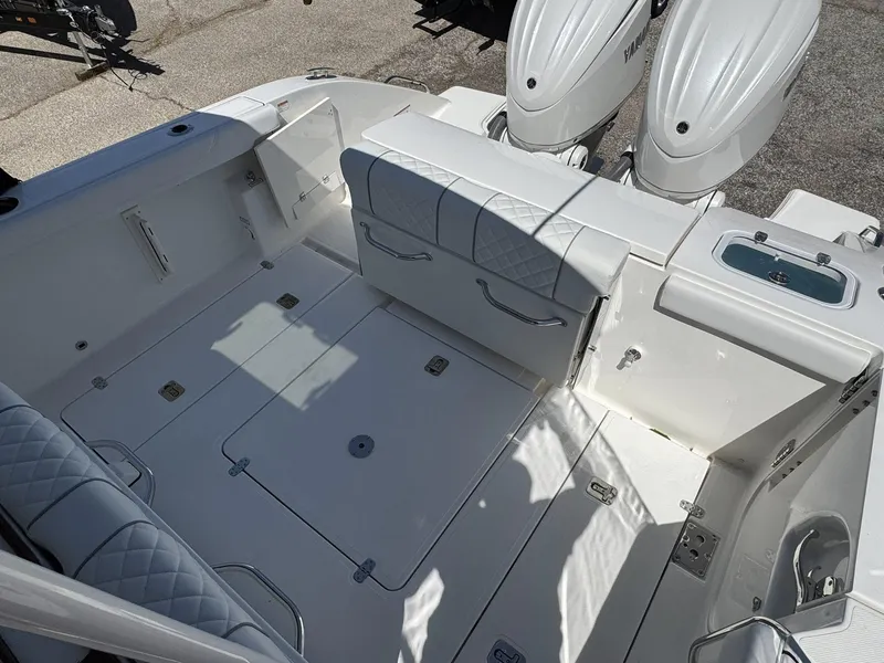 Slide: The Image of Pursuit S 288 Sport 2025 - 32