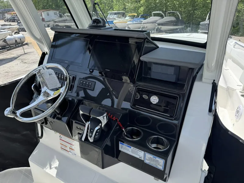 Slide: The Image of Pursuit S 288 Sport 2025 - 33