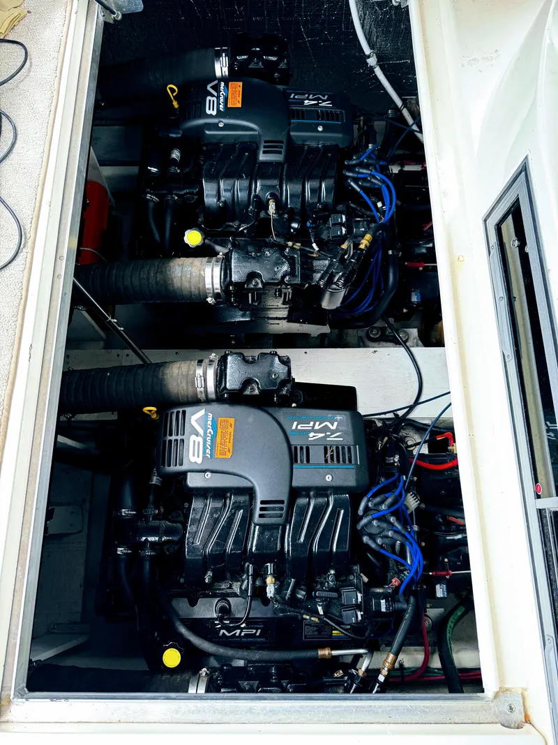 Slide: The Image of Cruisers 3575 Esprit 1998 - 42