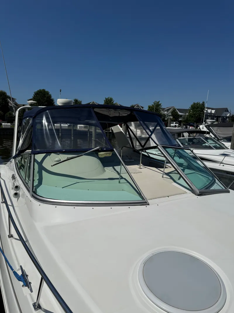 Slide: The Image of Cruisers 3575 Esprit 1998 - 5