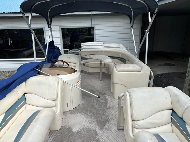 Slide: The Image of Bennington 2575RL 2005 - 9