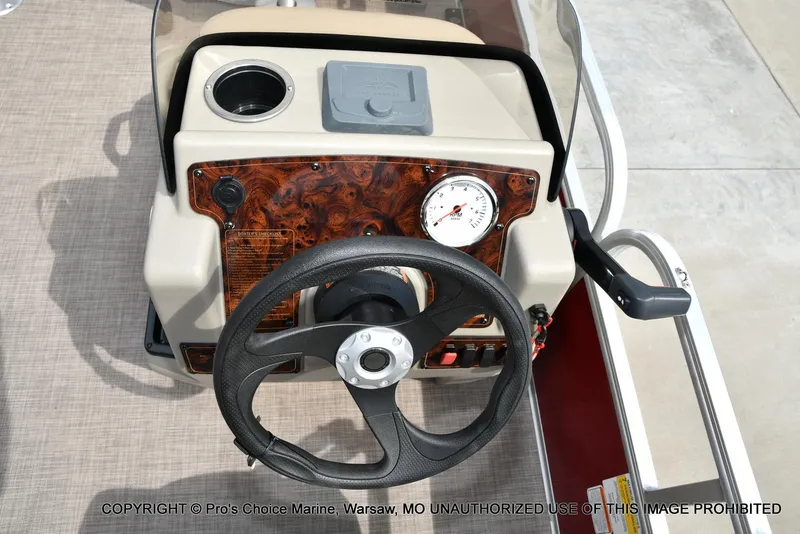 Slide: The Image of Sun Tracker Bass Buggy 16 XL Select w/50HP CT 4 Stroke 2025 - 35