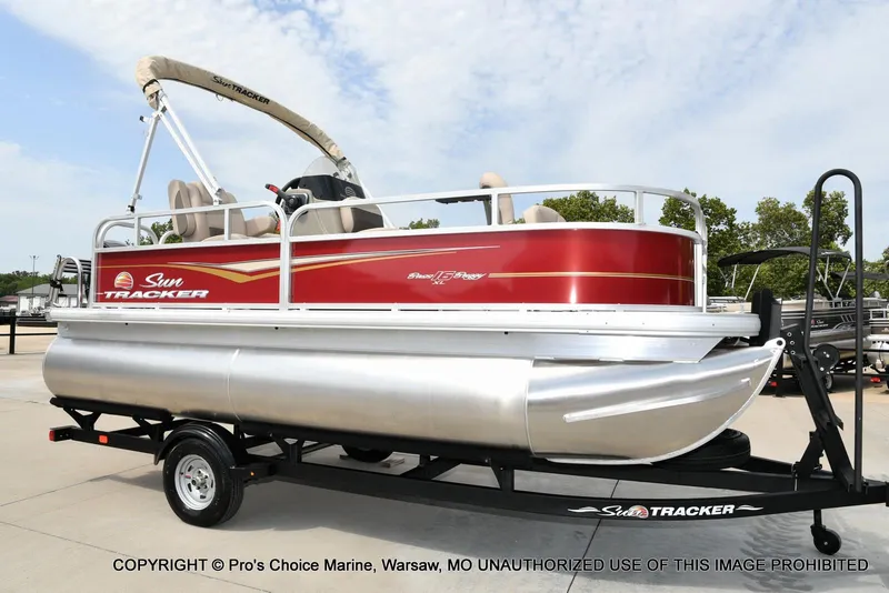 Slide: The Image of Sun Tracker Bass Buggy 16 XL Select w/50HP CT 4 Stroke 2025 - 53