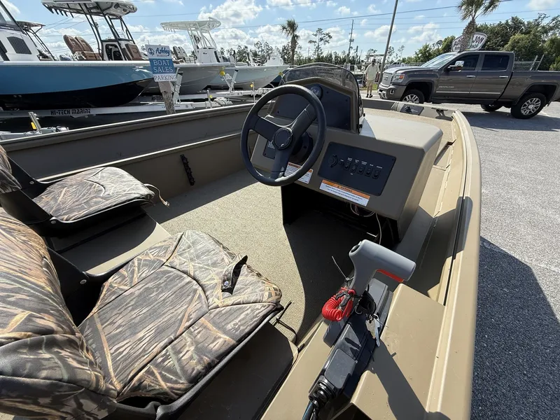 Slide: The Image of G3 Gator Tough 17 SC 2025 - 4